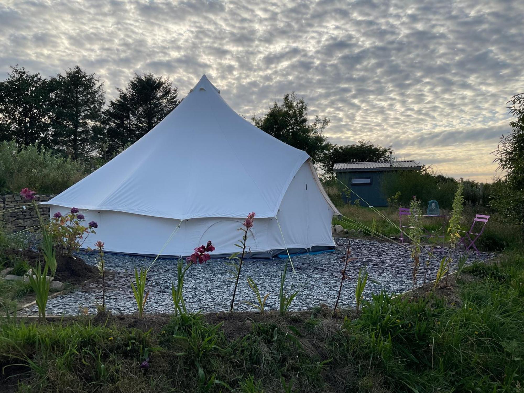 Glamping Meadow Bell Tent Stithians Экстерьер фото